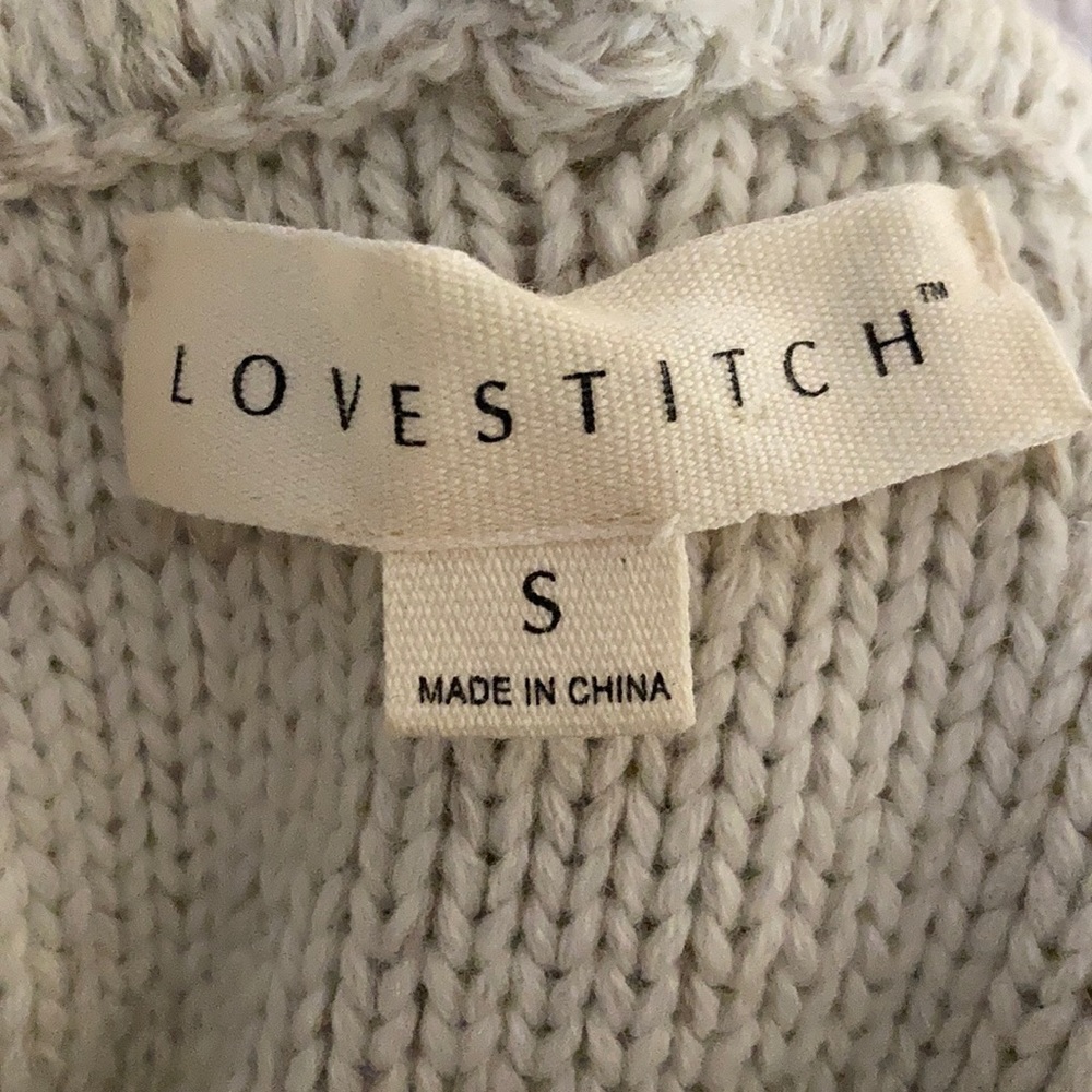 Sweater - Picture 8 of 8